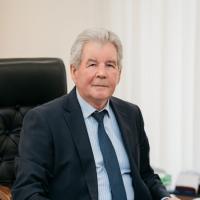 Крючков Леонід